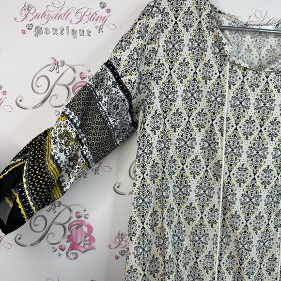 HT dress, or long top Paisley flowers, Elegant Black and White Patterned Tunic - Picture 5 of 12